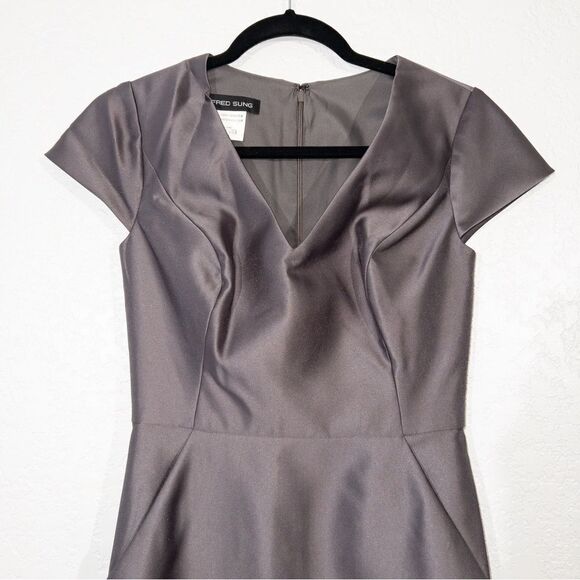NWT Alfred Sung Caviar Gray Cap Sleeve V-Neck Satin Gown Size 0‎ - Picture 4 of 9